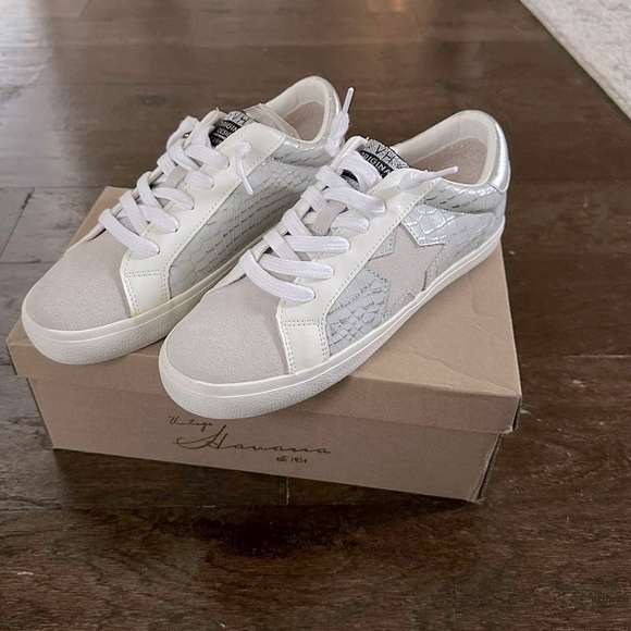 Vintage Havana-Edge Croc Embossed Leather Sneakers-size 7.5 Gray/white-Brand New - Picture 13 of 13